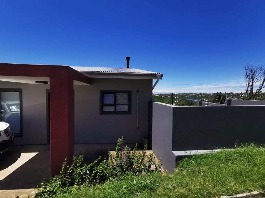 4 Bedroom Property for Sale in Beacon Bay Eastern Cape